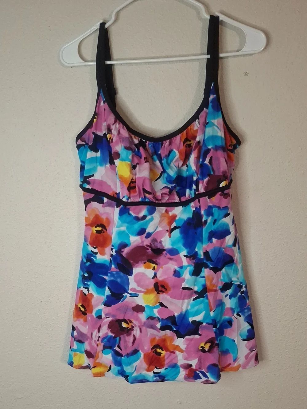 Inches Away Floral Multicolor Swimdress with Black Trim size 14